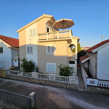 Apartmani Juric Vir Buitenkant foto